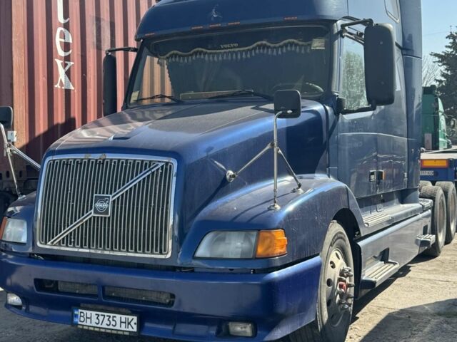 Синій Вольво VNL 660, об'ємом двигуна 0 л та пробігом 986 тис. км за 6000 $, фото 1 на Automoto.ua