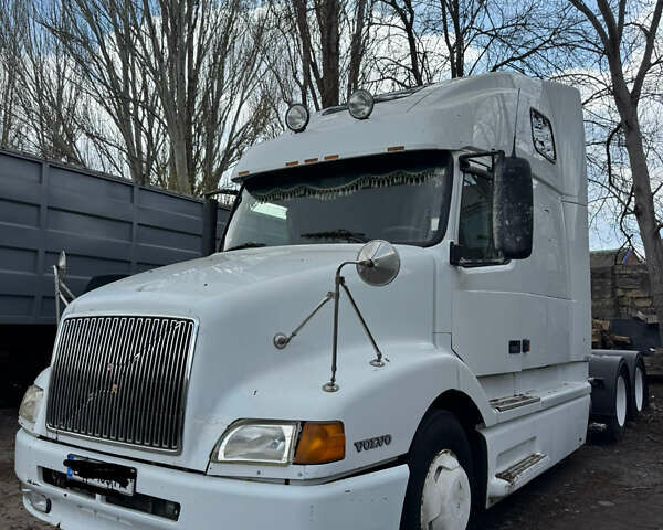 Вольво VNL 670, объемом двигателя 0 л и пробегом 777 тыс. км за 7900 $, фото 1 на Automoto.ua
