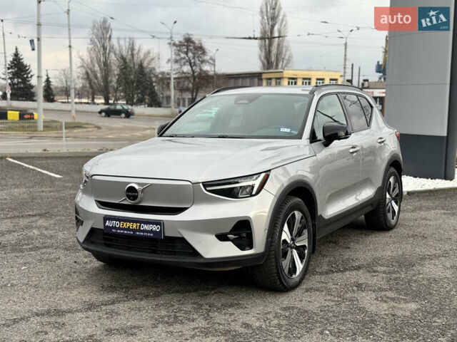 Сірий Вольво XC40 Recharge, об'ємом двигуна 0 л та пробігом 31 тис. км за 31500 $, фото 1 на Automoto.ua