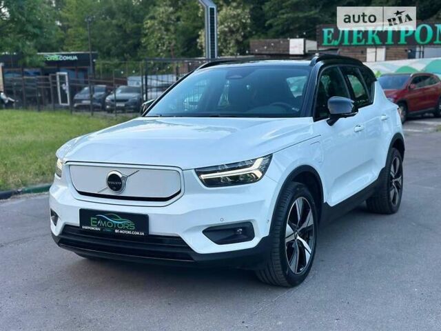 Сірий Вольво XC40 Recharge, об'ємом двигуна 0 л та пробігом 11 тис. км за 39500 $, фото 1 на Automoto.ua