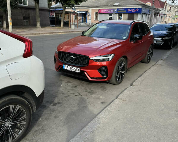 Красный Вольво XC60 Recharge, объемом двигателя 1.97 л и пробегом 12 тыс. км за 68000 $, фото 1 на Automoto.ua