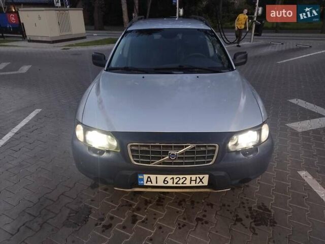 Серый Вольво XC70 Cross Country, объемом двигателя 2.5 л и пробегом 264 тыс. км за 5095 $, фото 1 на Automoto.ua