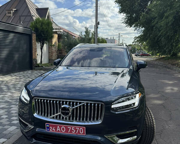 Вольво XC90 Recharge, объемом двигателя 1.97 л и пробегом 99 тыс. км за 48000 $, фото 1 на Automoto.ua