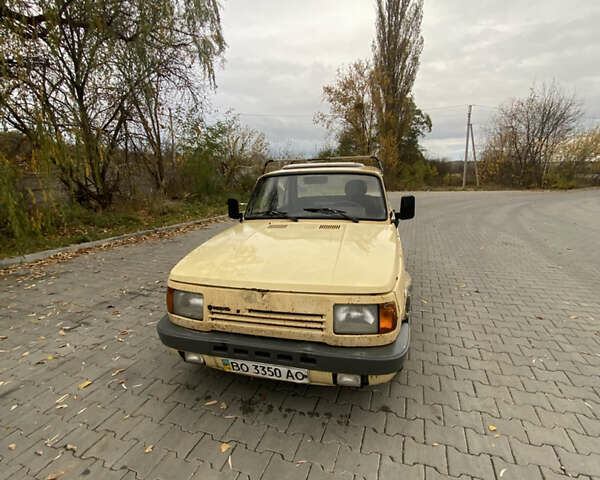 Желтый Вартбург 1.3, объемом двигателя 1.3 л и пробегом 200 тыс. км за 399 $, фото 1 на Automoto.ua