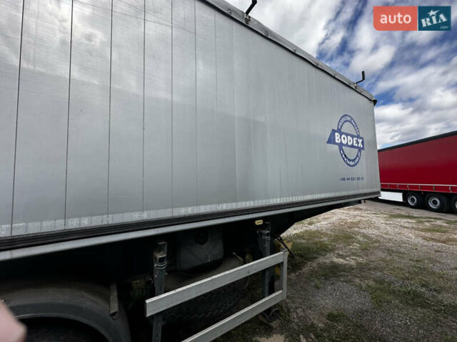 Виелтон SAF, объемом двигателя 0 л и пробегом 100 тыс. км за 24000 $, фото 1 на Automoto.ua