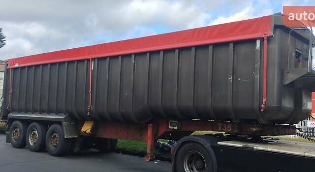 Красный Вилкокс Tipper LTD, объемом двигателя 0 л и пробегом 100 тыс. км за 16500 $, фото 1 на Automoto.ua