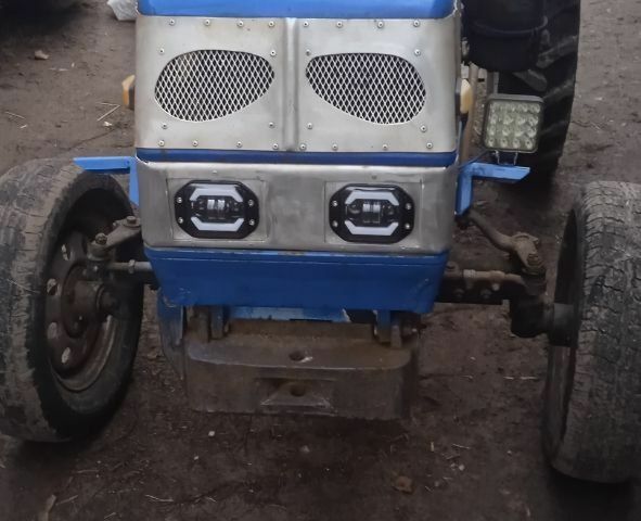 Синий Cингтаи 220, объемом двигателя 0 л и пробегом 10 тыс. км за 3000 $, фото 1 на Automoto.ua