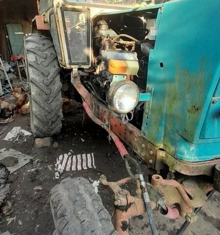 ЮМЗ Другая, объемом двигателя 0.65 л и пробегом 100 тыс. км за 3000 $, фото 1 на Automoto.ua