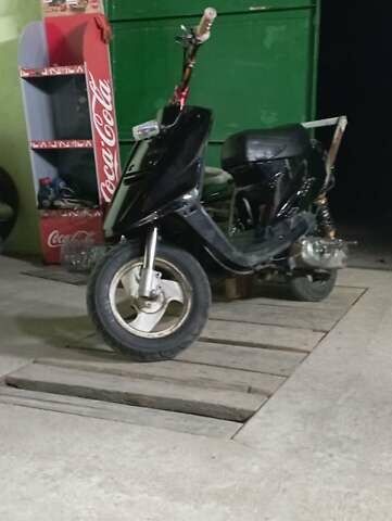 Черный Ямаха Артистик, объемом двигателя 0.07 л и пробегом 10 тыс. км за 320 $, фото 1 на Automoto.ua