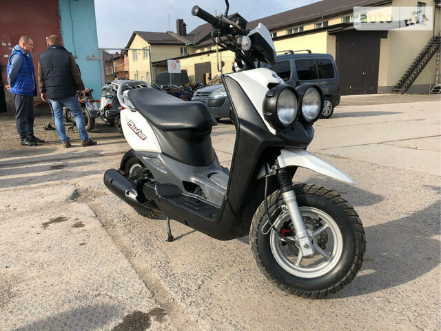 Білий Ямаха BWS, об'ємом двигуна 0.5 л та пробігом 16 тис. км за 1150 $, фото 1 на Automoto.ua