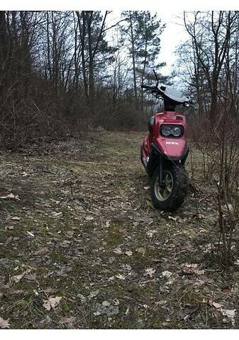 Червоний Ямаха Бустер, об'ємом двигуна 0.05 л та пробігом 10 тис. км за 400 $, фото 1 на Automoto.ua