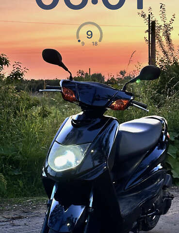 Черный Ямаха Сигнус, объемом двигателя 0.12 л и пробегом 40 тыс. км за 677 $, фото 1 на Automoto.ua