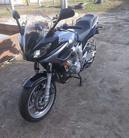 Сірий Ямаха FZ, об'ємом двигуна 0.6 л та пробігом 40 тис. км за 4500 $, фото 1 на Automoto.ua