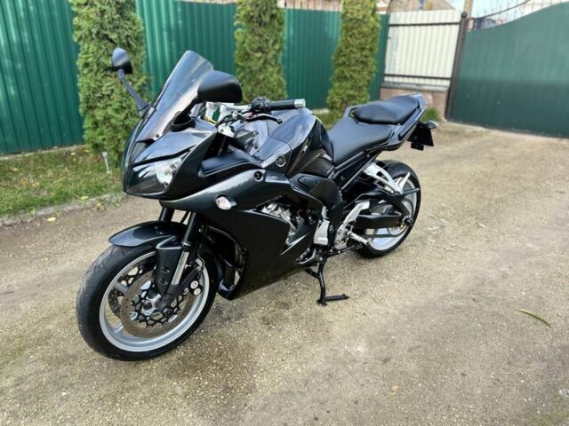 Ямаха Fazer, об'ємом двигуна 1 л та пробігом 0 тис. км за 7000 $, фото 1 на Automoto.ua