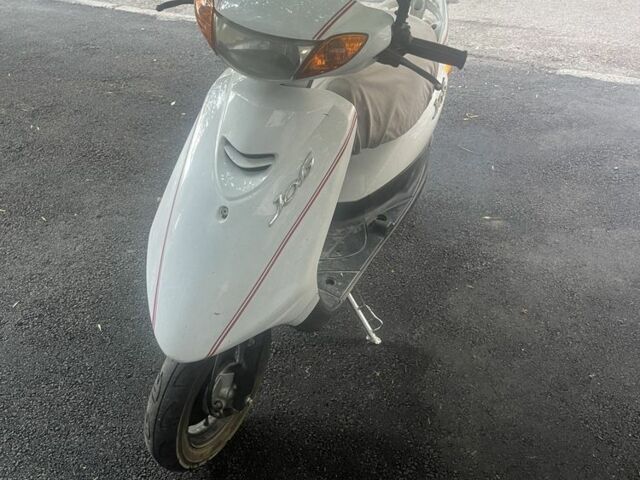 Ямаха Джог, объемом двигателя 49 л и пробегом 0 тыс. км за 18000 $, фото 1 на Automoto.ua