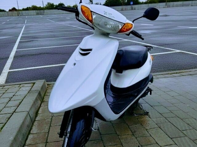 Ямаха Джог, объемом двигателя 49 л и пробегом 0 тыс. км за 616 $, фото 1 на Automoto.ua