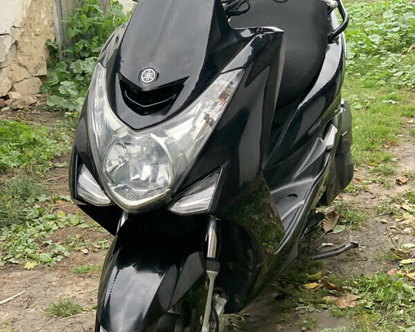 Черный Ямаха Маджести, объемом двигателя 0.15 л и пробегом 45 тыс. км за 2300 $, фото 1 на Automoto.ua