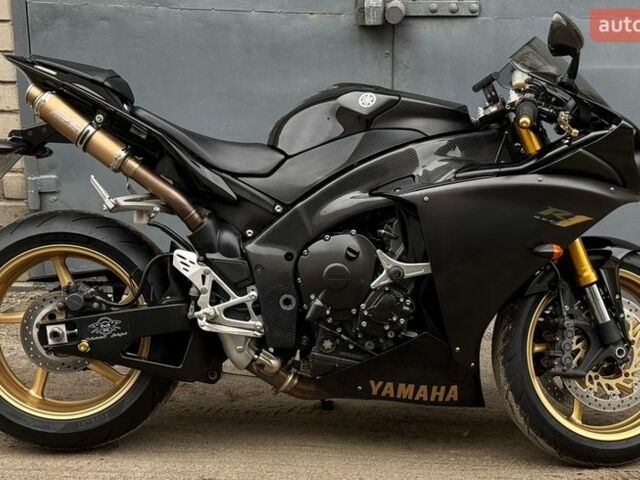 Черный Ямаха Р1, объемом двигателя 0.99 л и пробегом 26 тыс. км за 12800 $, фото 1 на Automoto.ua