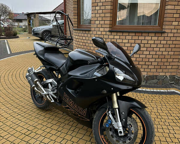 Ямаха Р1, объемом двигателя 1 л и пробегом 32 тыс. км за 4500 $, фото 1 на Automoto.ua