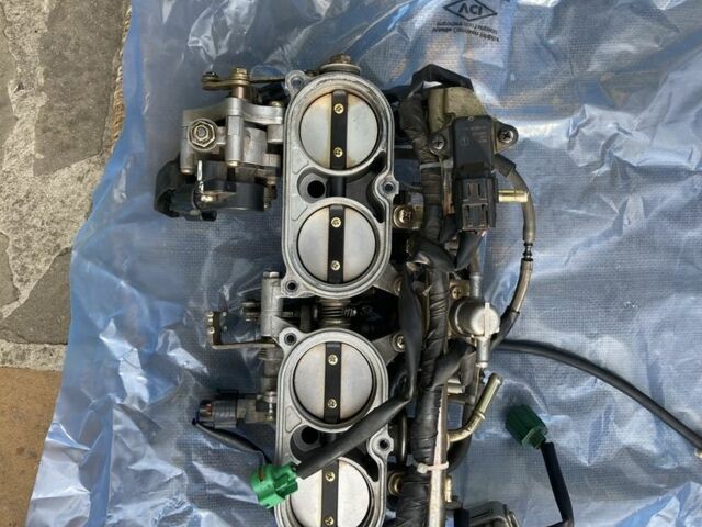 Ямаха R1, об'ємом двигуна 1 л та пробігом 0 тис. км за 103 $, фото 1 на Automoto.ua