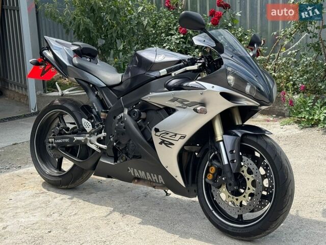 Сірий Ямаха R1, об'ємом двигуна 0.1 л та пробігом 24 тис. км за 7500 $, фото 1 на Automoto.ua
