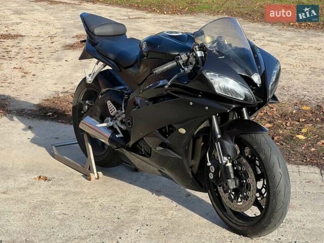 Чорний Ямаха R6, об'ємом двигуна 0.6 л та пробігом 33 тис. км за 5500 $, фото 1 на Automoto.ua