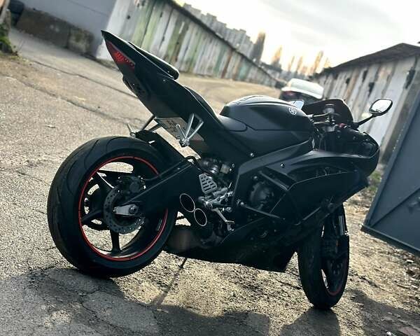 Чорний Ямаха R6, об'ємом двигуна 0.6 л та пробігом 31 тис. км за 4500 $, фото 1 на Automoto.ua