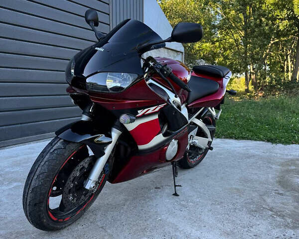 Ямаха R6 2000 у Снятине на Automoto.ua Червоний Ямаха R6, об'ємом двигуна 0.6 л та пробігом 38 тис. км за 4650 $, фото 1 на Automoto.ua