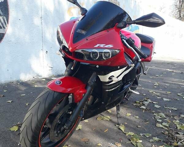 Ямаха R6 2003 у Казатине на Automoto.ua Червоний Ямаха R6, об'ємом двигуна 0.6 л та пробігом 27 тис. км за 6650 $, фото 1 на Automoto.ua