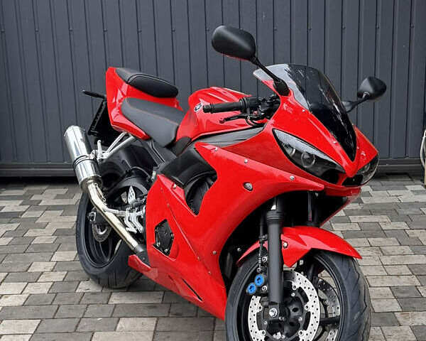 Червоний Ямаха R6, об'ємом двигуна 0.6 л та пробігом 33 тис. км за 6000 $, фото 1 на Automoto.ua