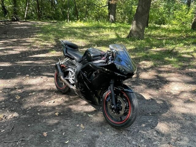 Красный Ямаха Р6, объемом двигателя 0.6 л и пробегом 43 тыс. км за 5500 $, фото 1 на Automoto.ua