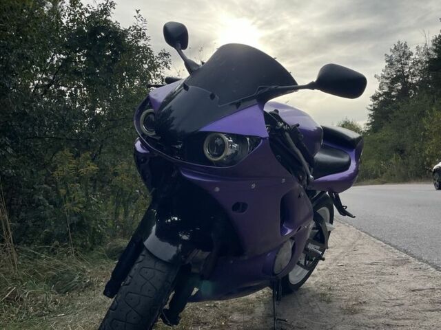 Ямаха R6, об'ємом двигуна 0.6 л та пробігом 0 тис. км за 1700 $, фото 1 на Automoto.ua