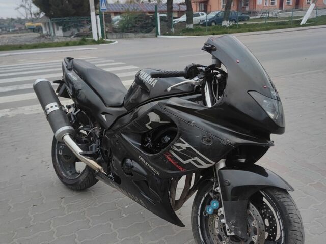 Ямаха Р6, объемом двигателя 0.6 л и пробегом 0 тыс. км за 1800 $, фото 1 на Automoto.ua