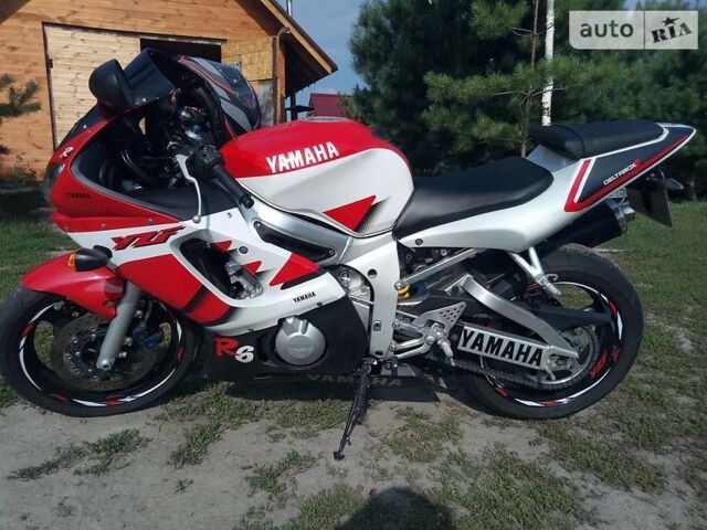 Ямаха R6, об'ємом двигуна 0.6 л та пробігом 44 тис. км за 3200 $, фото 1 на Automoto.ua