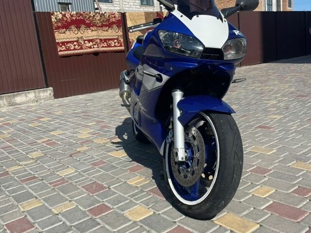 Синій Ямаха R6, об'ємом двигуна 0.6 л та пробігом 48 тис. км за 3300 $, фото 1 на Automoto.ua