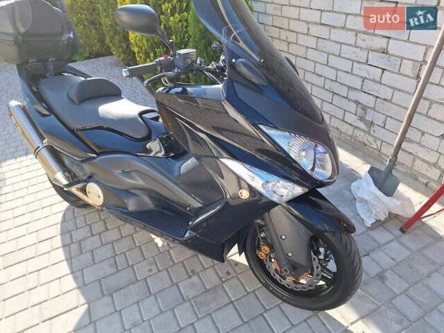 Ямаха Т-макс, объемом двигателя 0.5 л и пробегом 60 тыс. км за 6500 $, фото 1 на Automoto.ua