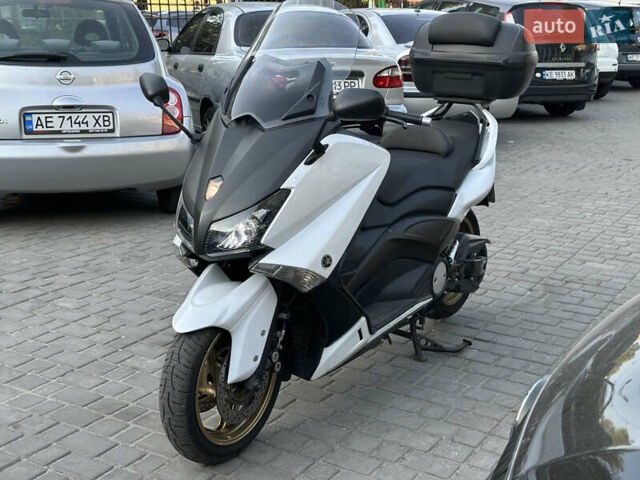 Ямаха T-max, об'ємом двигуна 0.53 л та пробігом 12 тис. км за 6900 $, фото 1 на Automoto.ua