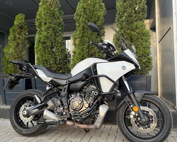 Белый Ямаха TRACER, объемом двигателя 0.69 л и пробегом 18 тыс. км за 10700 $, фото 1 на Automoto.ua