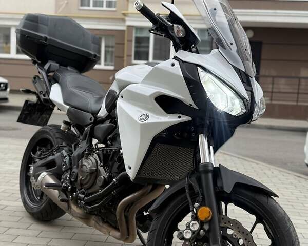 Белый Ямаха TRACER, объемом двигателя 0.69 л и пробегом 32 тыс. км за 8300 $, фото 1 на Automoto.ua