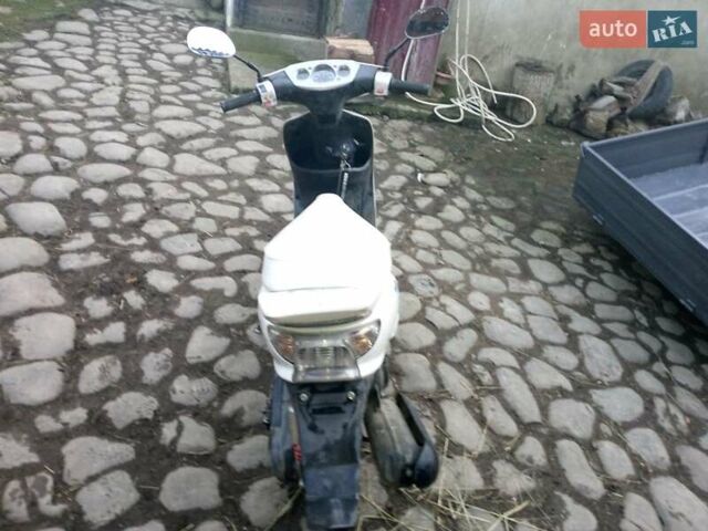 Белый Ямаха ЗР, объемом двигателя 0.06 л и пробегом 28 тыс. км за 550 $, фото 1 на Automoto.ua