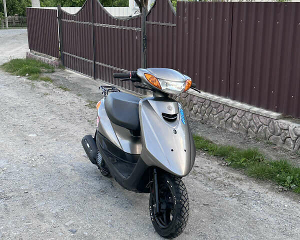 Серый Ямаха  Jog SA 39 ZR, объемом двигателя 0.49 л и пробегом 19 тыс. км за 650 $, фото 1 на Automoto.ua
