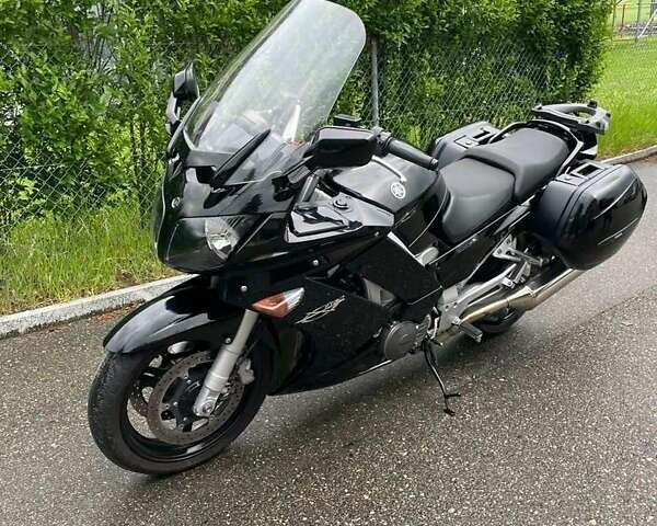 Черный Ямаха FJR 1300, объемом двигателя 1.3 л и пробегом 52 тыс. км за 8900 $, фото 1 на Automoto.ua