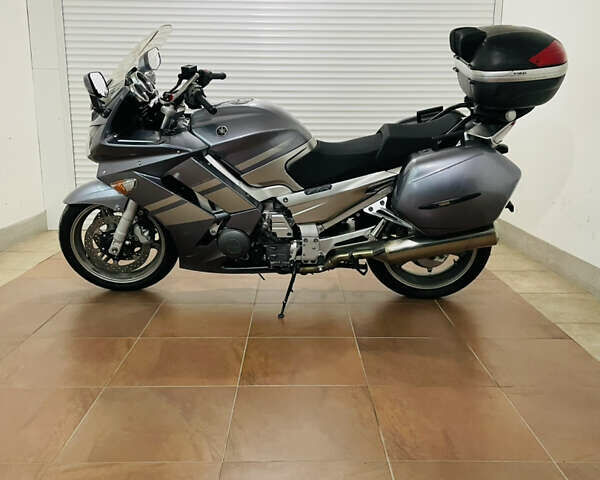 Серый Ямаха FJR 1300, объемом двигателя 1.3 л и пробегом 59 тыс. км за 7900 $, фото 1 на Automoto.ua