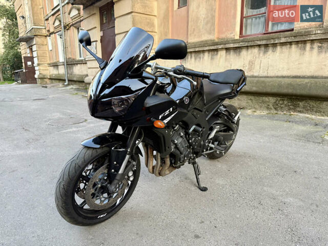 Черный Ямаха FZ1 Fazer, объемом двигателя 1 л и пробегом 43 тыс. км за 7200 $, фото 1 на Automoto.ua