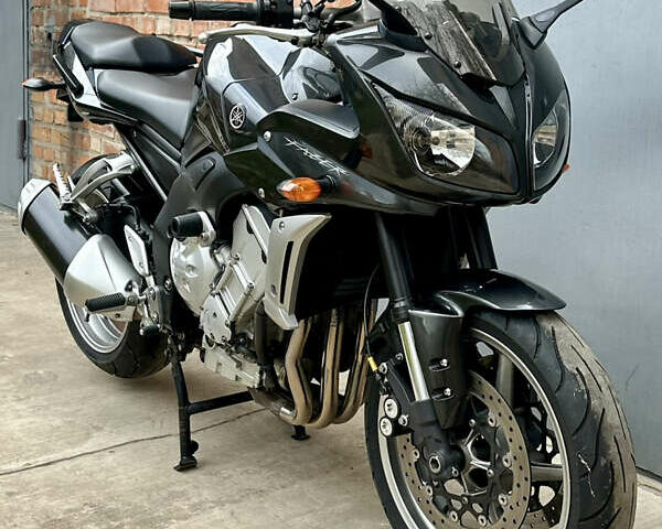 Ямаха FZ1 Fazer, объемом двигателя 1 л и пробегом 24 тыс. км за 7000 $, фото 1 на Automoto.ua