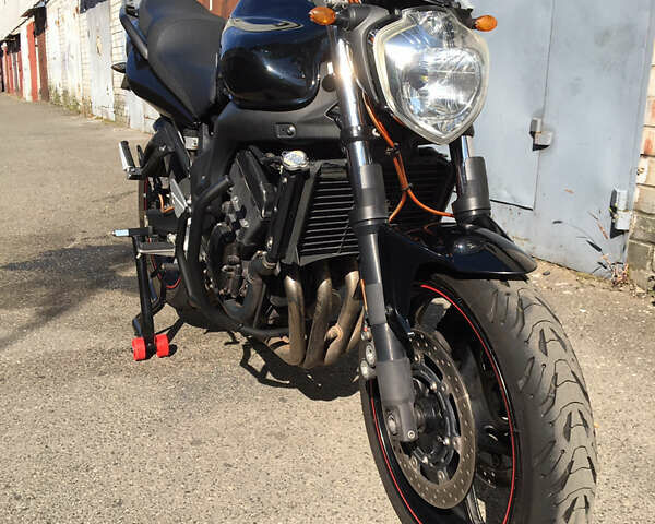 Черный Ямаха FZ6, объемом двигателя 0.6 л и пробегом 34 тыс. км за 5500 $, фото 1 на Automoto.ua