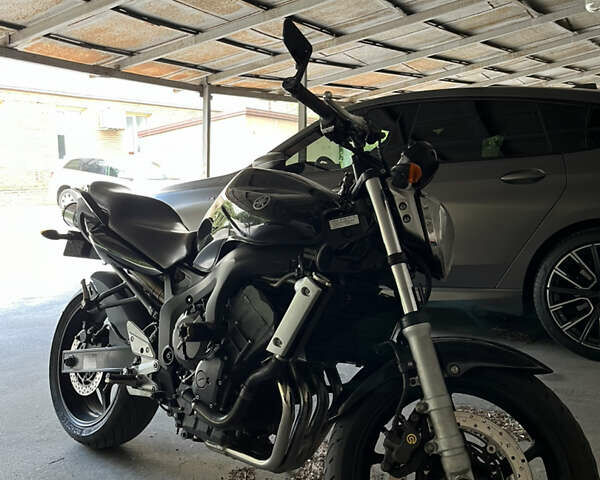 Черный Ямаха FZ6, объемом двигателя 0.6 л и пробегом 55 тыс. км за 4000 $, фото 1 на Automoto.ua