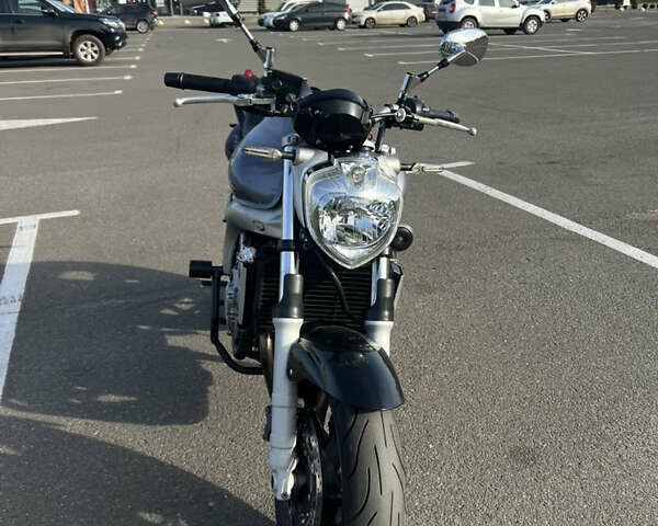 Серый Ямаха FZ6, объемом двигателя 0.6 л и пробегом 35 тыс. км за 5300 $, фото 1 на Automoto.ua