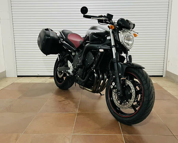 Черный Ямаха FZ6 Fazer, объемом двигателя 0.6 л и пробегом 34 тыс. км за 5800 $, фото 1 на Automoto.ua