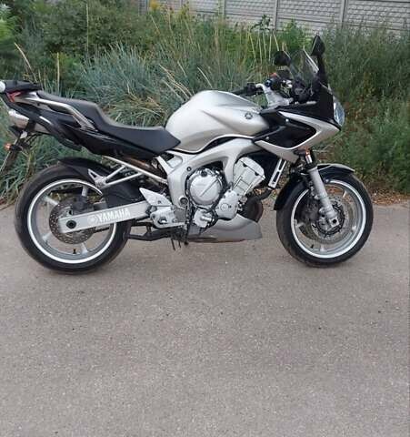 Ямаха FZ6 Fazer 2004 в Харькове на Automoto.ua Ямаха FZ6 Fazer, объемом двигателя 0.6 л и пробегом 36 тыс. км за 4800 $, фото 1 на Automoto.ua